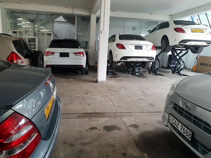 Premium automotive workshop environment